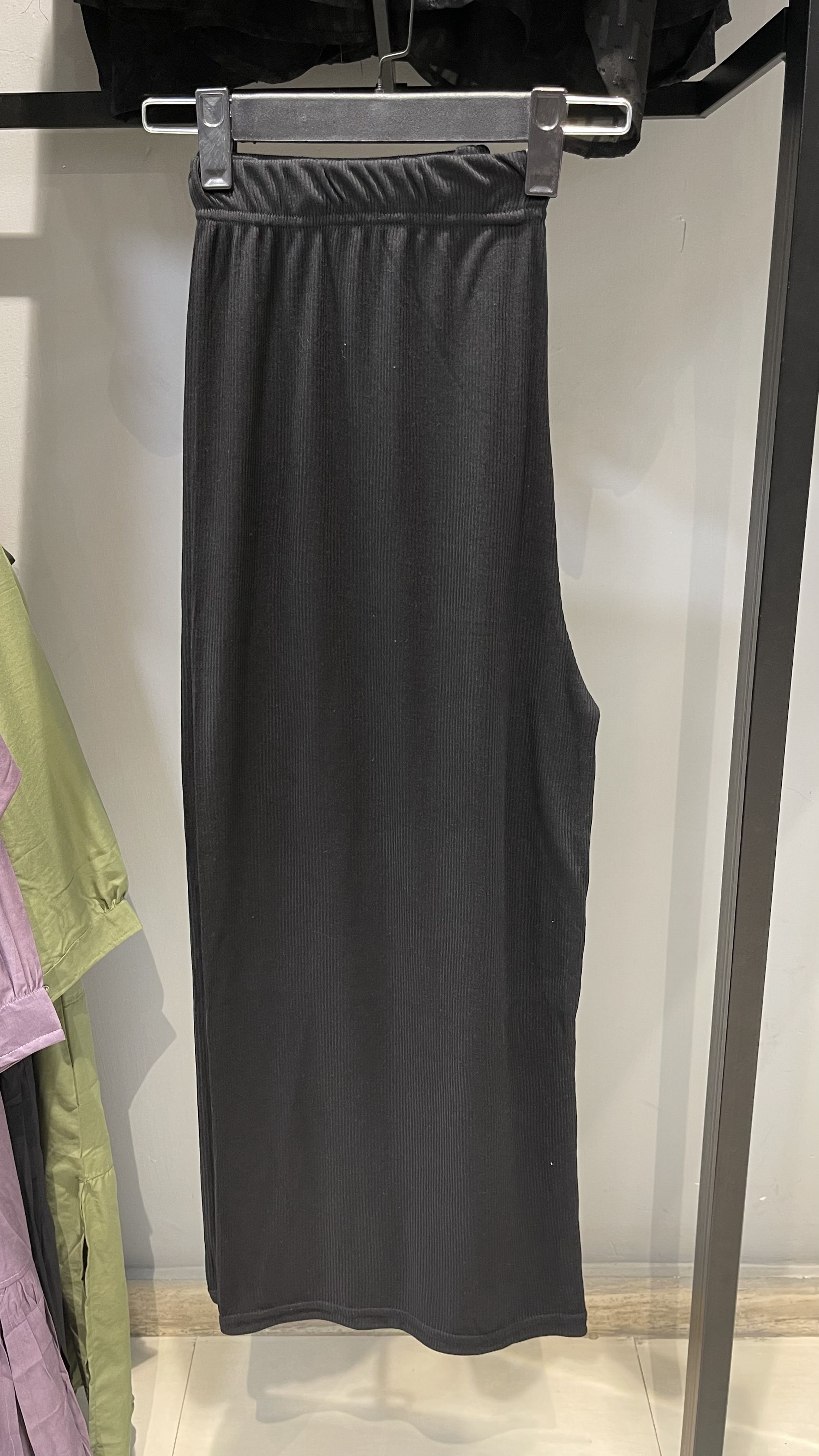 شلوار راحتی زنانه نمای جلو