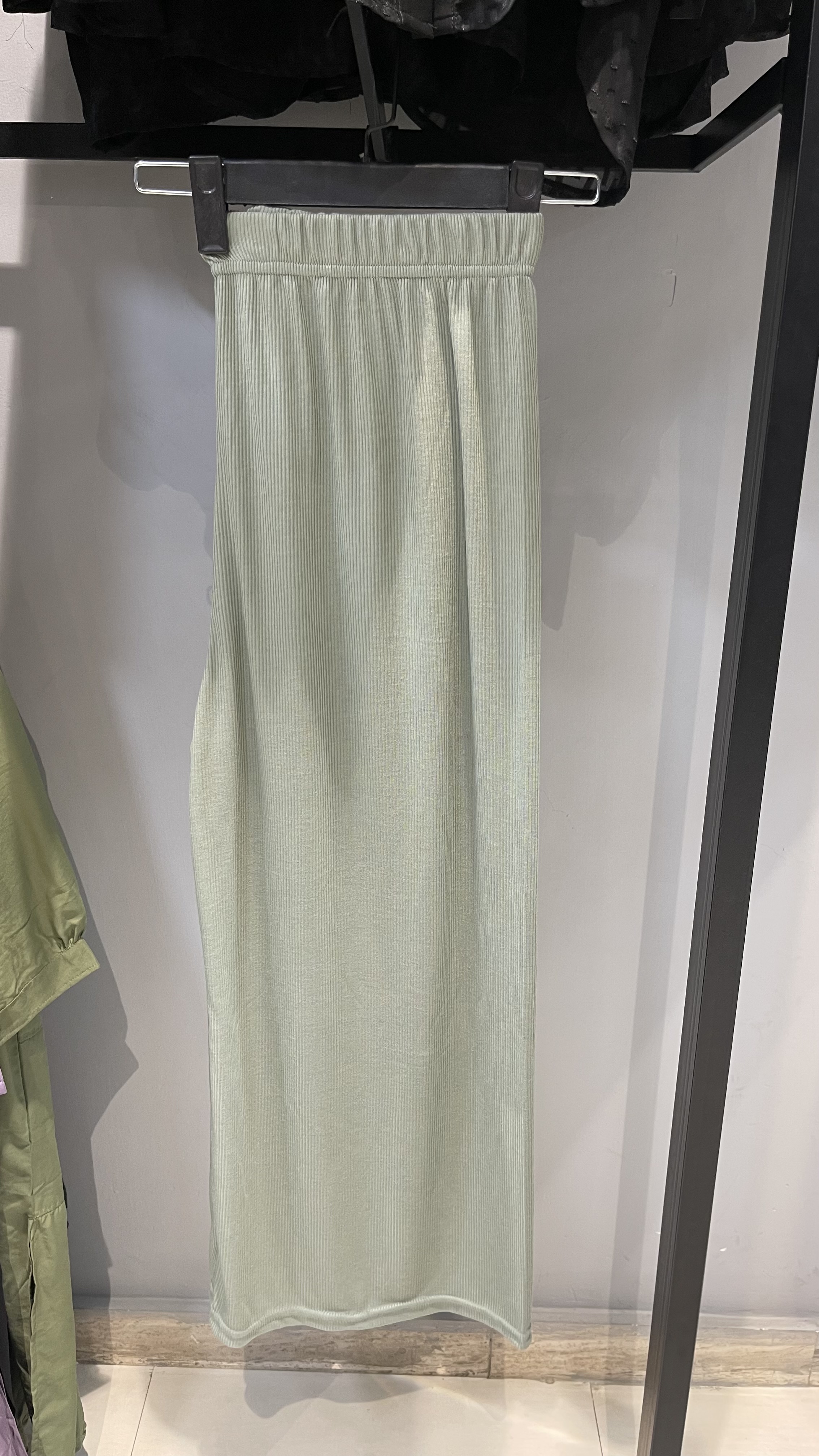 شلوار راحتی سایز بزرگ نمای پشت